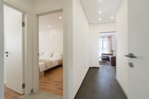 2 habitaciones, tabla de planchar con plancha y wifi gratis 