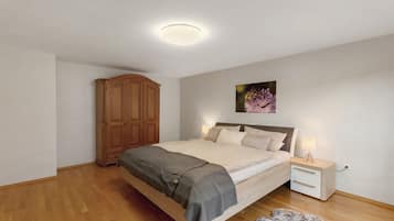 2 chambres, fer et planche Ă repasser, Wi-Fi gratuit, draps fournis