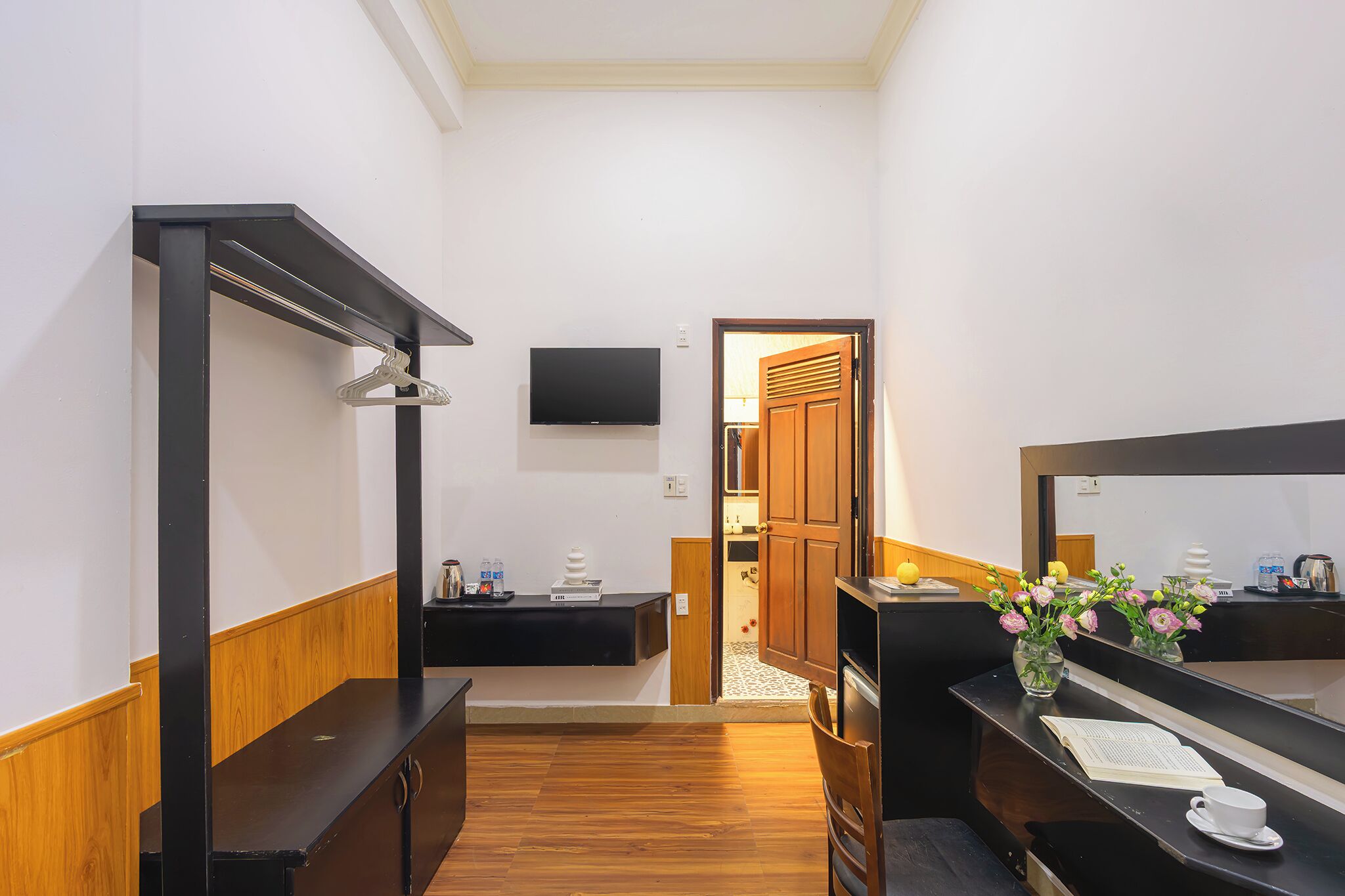 Dobbeltrom for 1 person – basic | Blendingsgardiner, lydisolert, strykejern/-brett og wi-fi (inkludert)