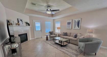 3-bedroom house in lovely Houston with AC, WiFi