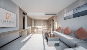 Standard Studio Suite, Park View | Premium bedding, down comforters, memory foam beds, desk - EXHIBTION INTERNATIONAL HOTEL GUANG HAN (Deyang)