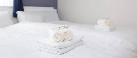 1 quarto, Wi-Fi de cortesia, roupa de cama