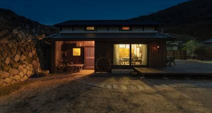 Private rental of an old house on a remote island / Takamatsu Kagawa