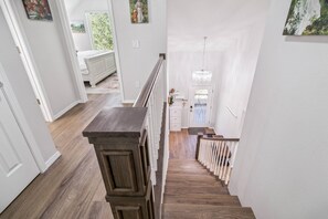 Unclassified image, 5 of 50, button