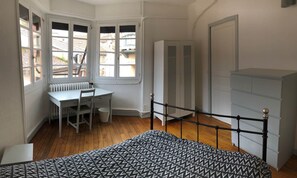 3 habitaciones, tabla de planchar con plancha y wifi gratis 