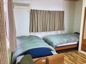 2 Schlafzimmer, Schreibtisch, kostenloses WLAN, Bettwäsche