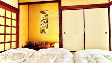 2 chambres, fer et planche à repasser, Wi-Fi gratuit, draps fournis