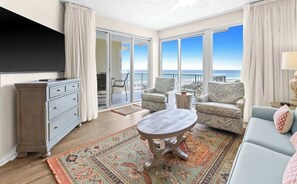 TV, offices - The Crescent 306 (Miramar beach)