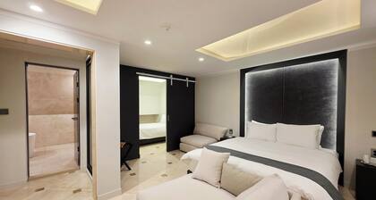 BlueDuck Hotel