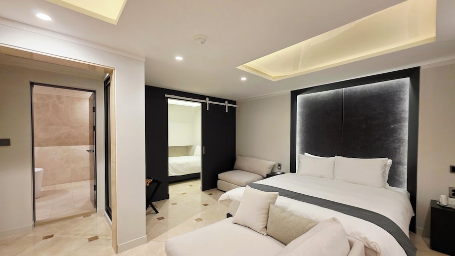 BlueDuck Hotel