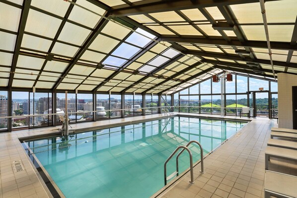 Pool - Blueground | Pentagon City, rooftop, nr Pentagon (Arlington)