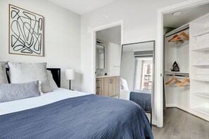 2 quartos, ferros/tábuas de passar roupa, Wi-Fi, roupa de cama