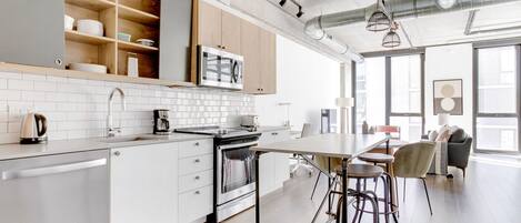Fridge, microwave, oven, dishwasher