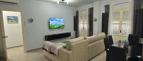 TV