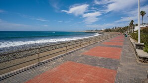 Unclassified image, 2 of 32, button - Nidos Suites San Agustin I (Maspalomas)