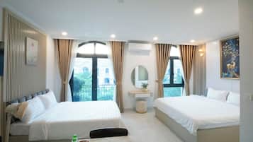 Chambre Familiale, balcon, vue ville