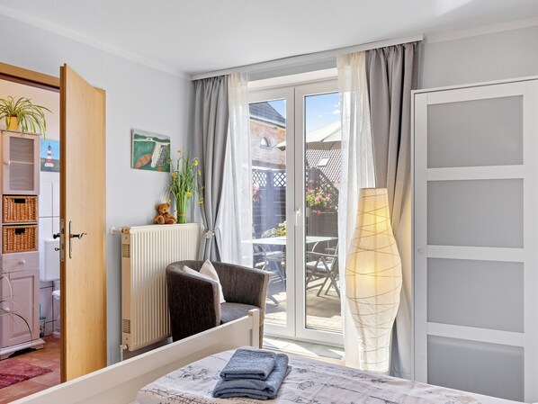 2 bedrooms, Internet