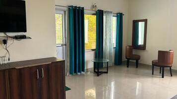 Family suite With Balcony | Living area | TV