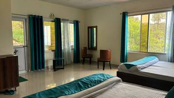 Family suite With Balcony | Free WiFi