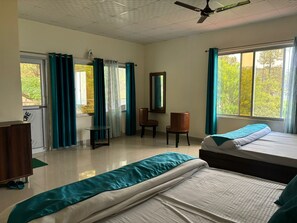 Family suite With Balcony | Free WiFi - Nature Hike (Lansdowne)
