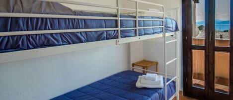 3 間睡房、熨斗/熨衫板、可攜式嬰兒床、Wi-Fi