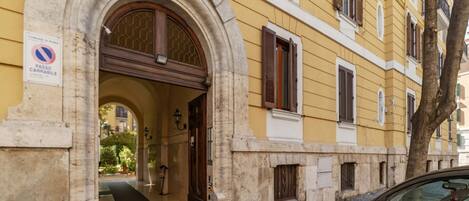 DĂ©tail de lâextĂ©rieur