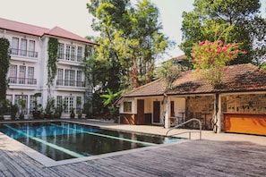 Outdoor pool - Hotel Boundary (Yangon)