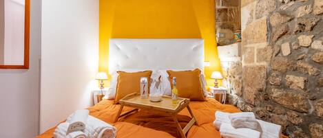 Romantic Double Room, Ensuite, Courtyard View | Desk, iron/ironing board, free WiFi