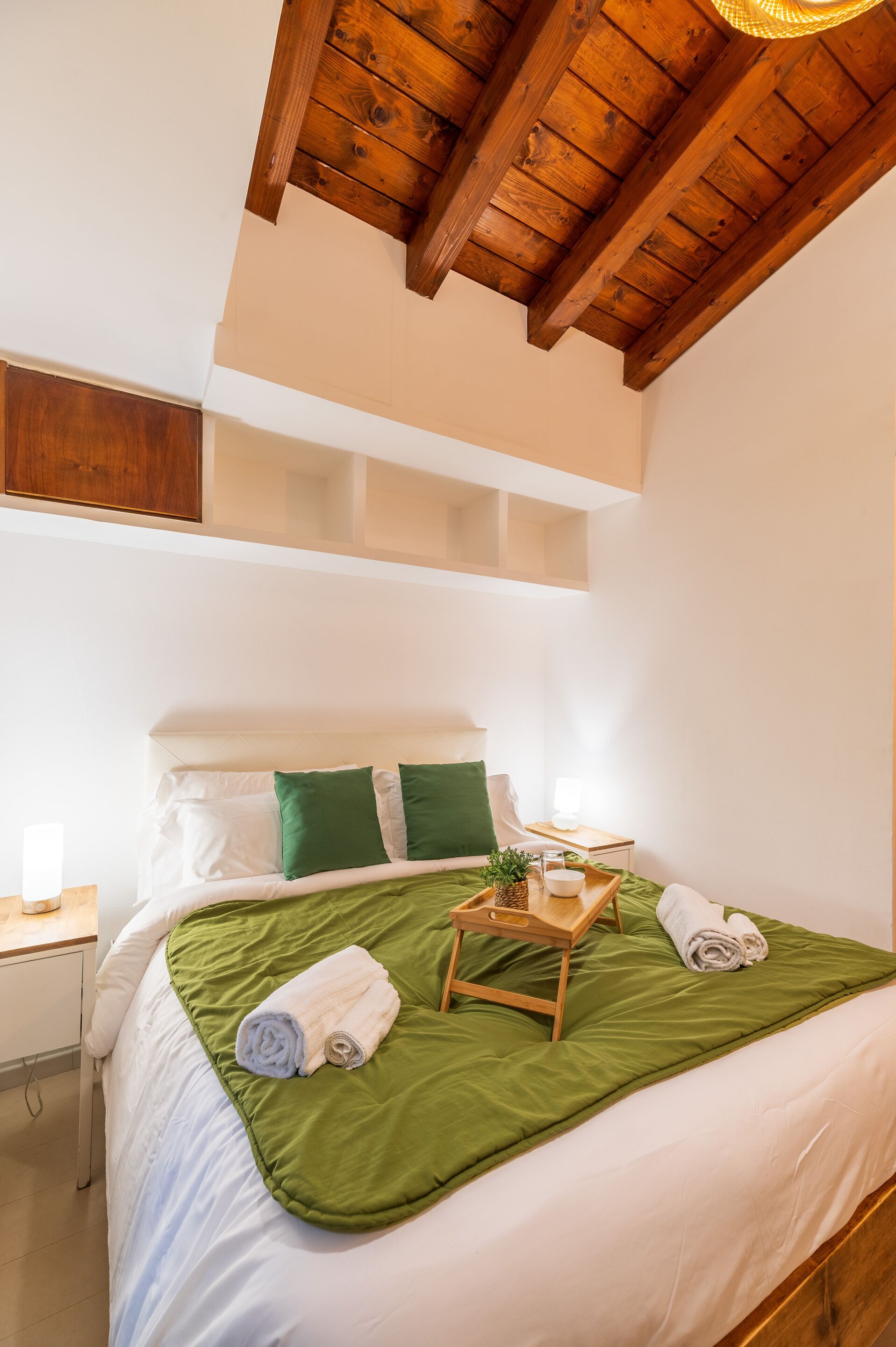 極品雙人房, 獨立浴室 | 書桌、熨斗/熨衣板、免費無線上網