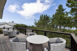 تناول الطعام بالخارج