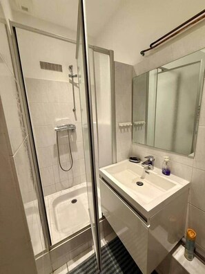 Hair dryer, towels - Studio 2 "Zéphyra (Saint-Nazaire)