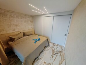 1 chambre, fer et planche à repasser, Wi-Fi gratuit, draps fournis