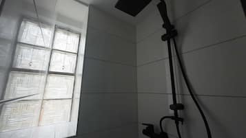 Haartrockner, Handtücher