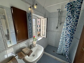 Dusche, Bidet