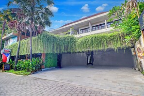 Front of property - Collection O Bali near Sanur Beach formerly Akarsa Kokoro (Denpasar)