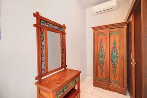 1 chambre, bureau, Wi-Fi gratuit, draps fournis