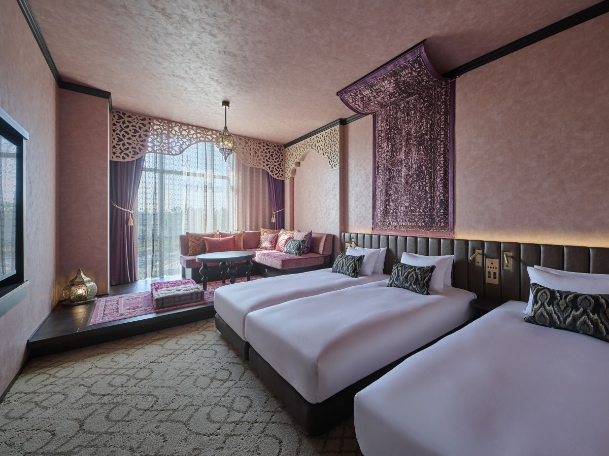 ห้องซูพีเรียทริปเปิล, ปลอดบุหรี่ (Arabian)