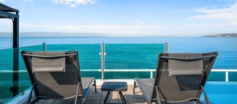 Risco 305: Downtown, Rooftop Pool, & Beach Access