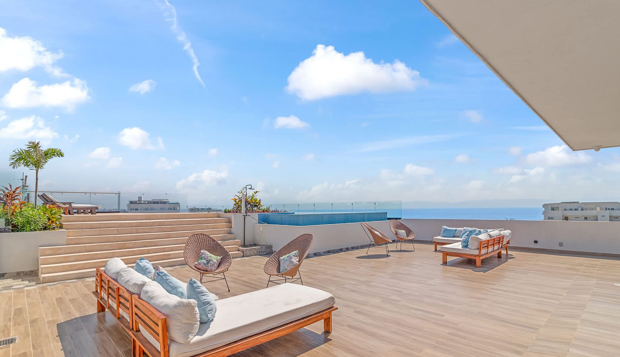 Rooftop Swimming Pool