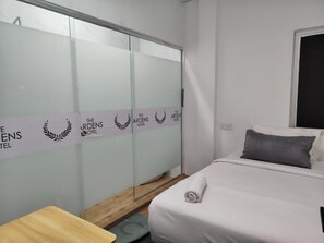 Grand Single Room | Meja, Wi-fi percuma 