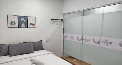 The Ardens Hotel - Pekan Nenas