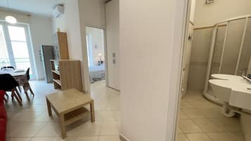 1 camera, insonorizzazione, ferro/asse da stiro, Wi-Fi