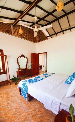 2 chambres, bureau, Wi-Fi gratuit, draps fournis