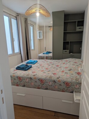 1 bedroom, iron/ironing board, bed sheets