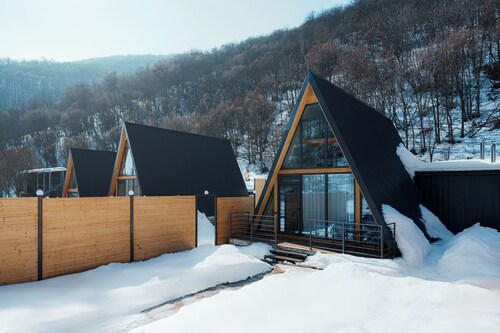Ari Home Aghveran