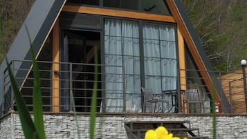 Family Cottage, River View | 2 bilik tidur, langsir/tirai gelap terus, kalis bunyi