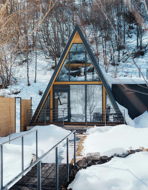 Front of property - Ari Home Aghveran (Agveran)