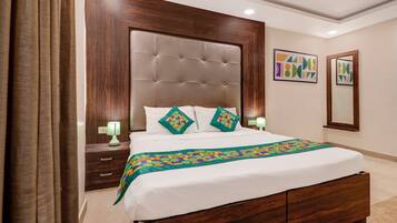 Superior Double Room | Iron/ironing board