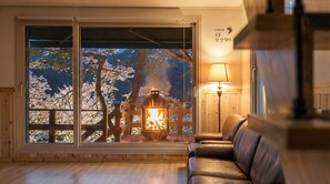 Exterior - Gapyeong On The Hill Pool Villa (Gapyeong)