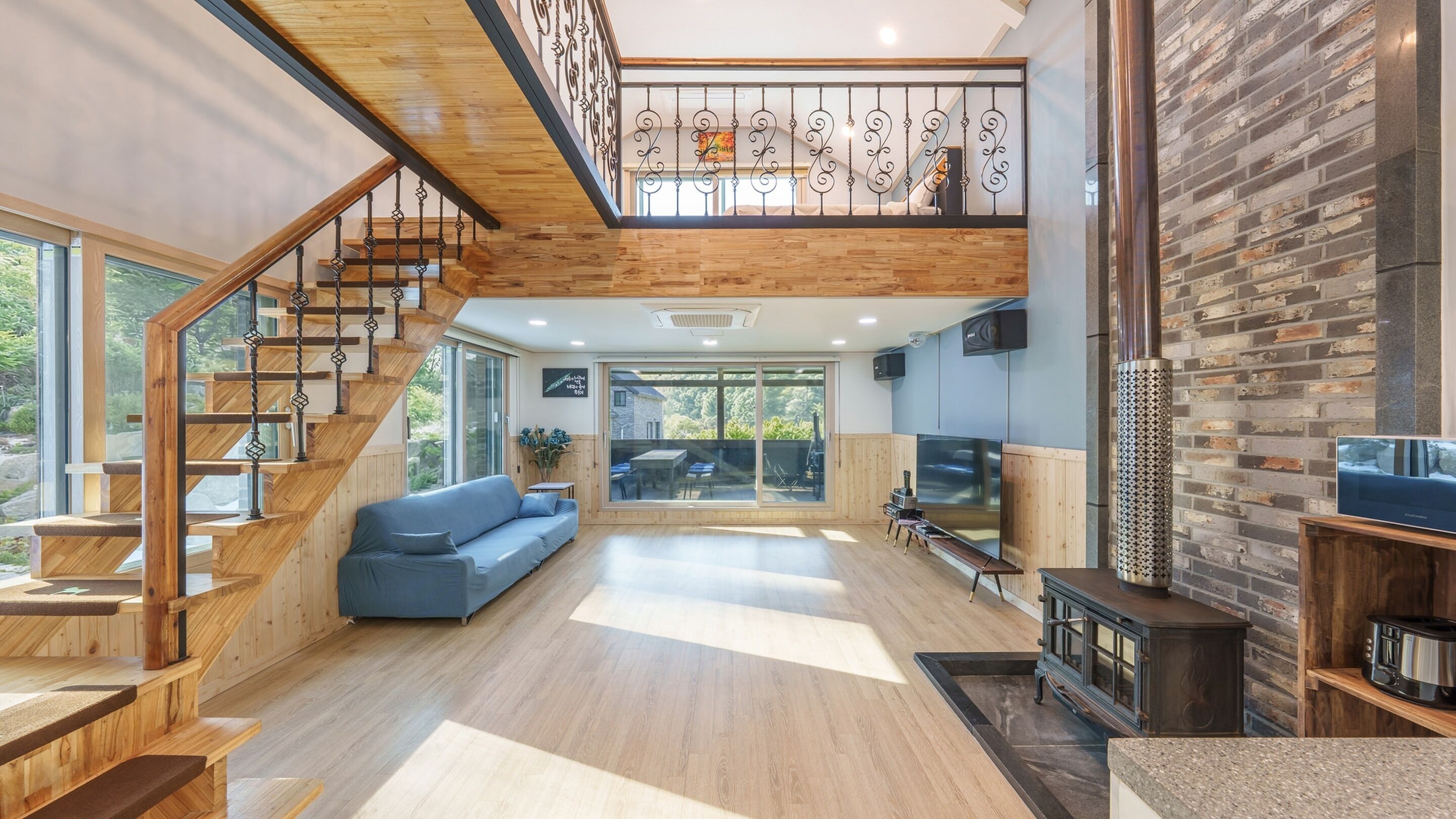 Basic Room, 2 Bedrooms (The Hill (House/Fireplace/Karaoke)) | 1 bedroom, free WiFi